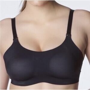 Knix by Knixwear Black/Gray Wireless Revolution Scoop Bra size 5 fits 34DD 36C